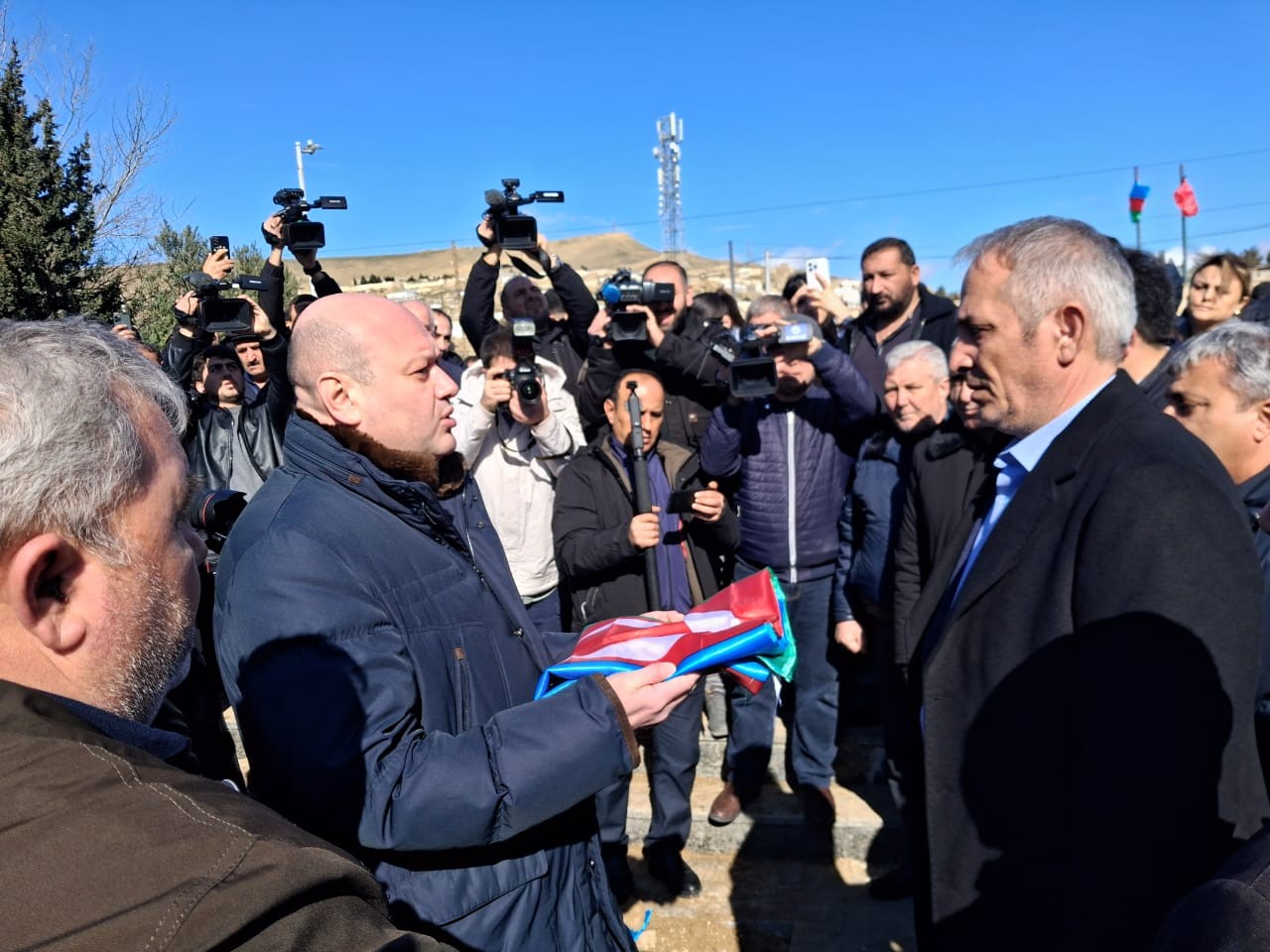 Lökbatanda şəhid Rafiq Hüseynovla vida mərasimi keçirildi - FOTOLAR (YENİLƏNİB)